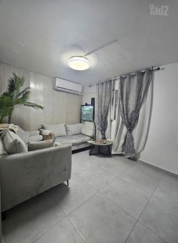 Modern Ground Retreat