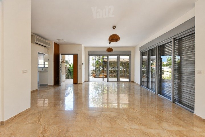 Bright Family Oasis