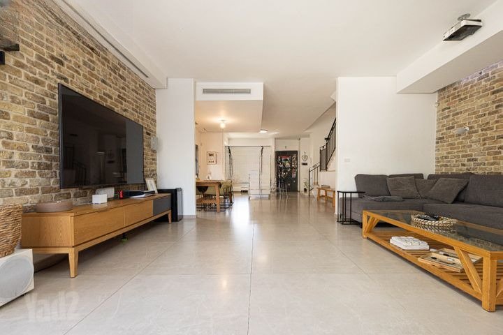 Modern Suburban Haven