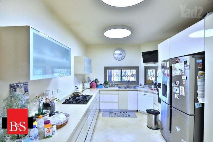 Serene Kadima Villa