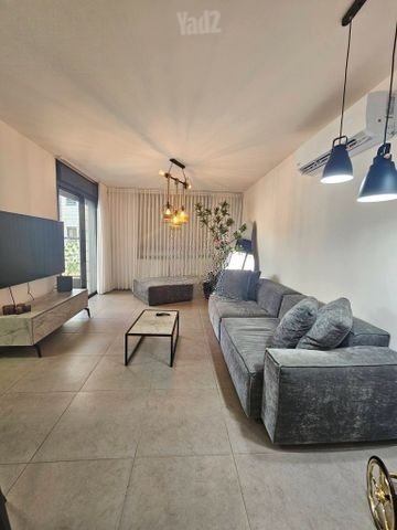 Chic Ramla Oasis