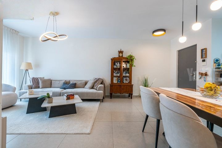 Modern Harish Apartment