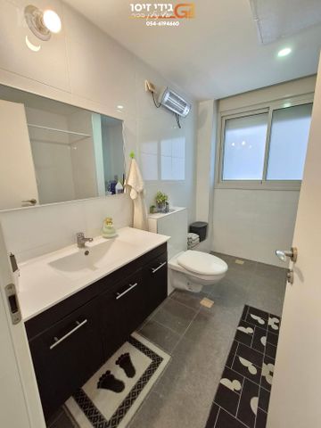 Nahariya Mini Penthouse