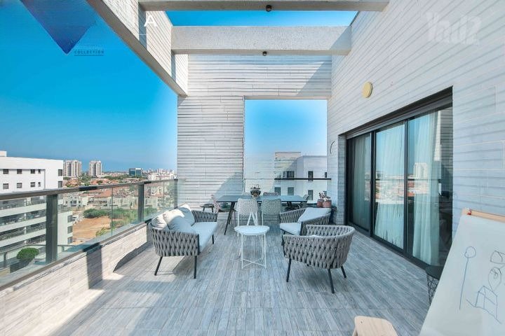 Or Yam Penthouse