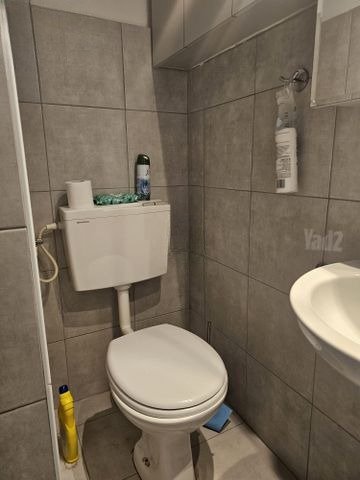 Spacious Holon Apartment