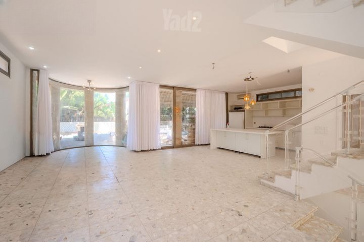 Herzliya Pool Cottage