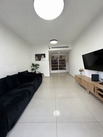 Modern Holon Apartment