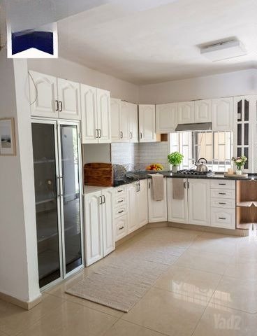 Holon Corner Cottage