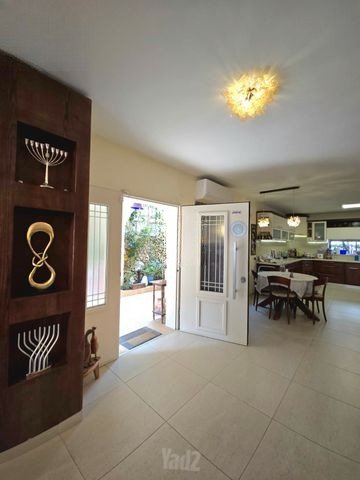 דו משפחתי ברעננה