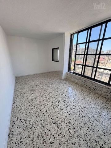 Rabbi Akiva Penthouse