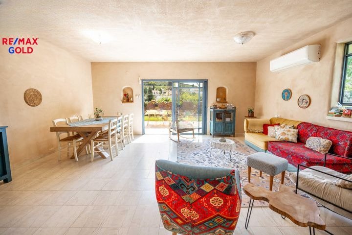 Lapid Garden Cottage