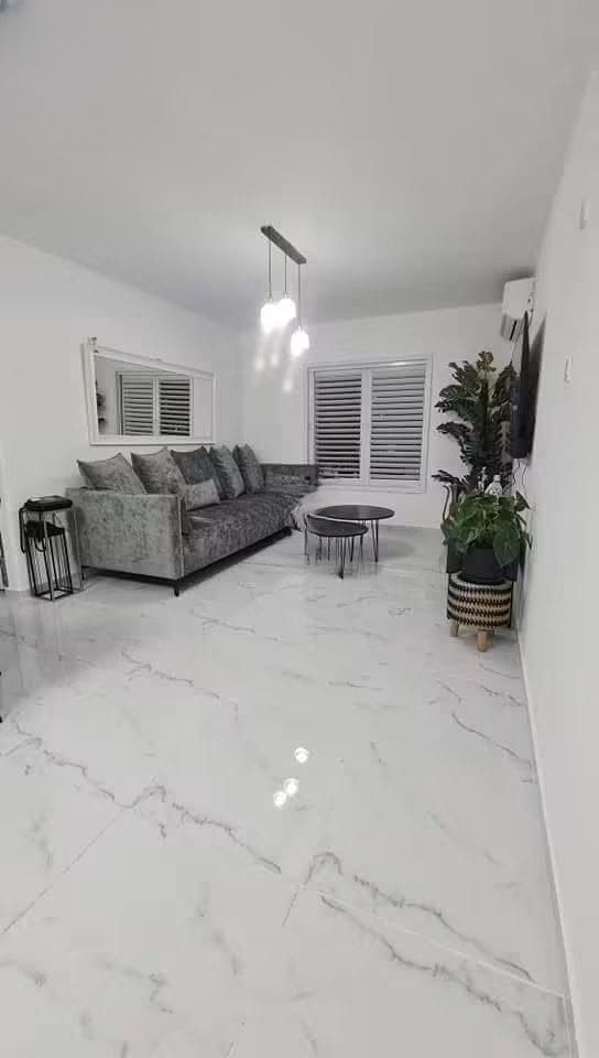 Modern Ramla Four