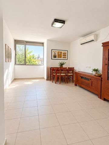 דירה מוארת בשפרינצק