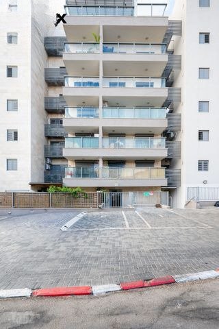 Renovated Zikhron Apartment
