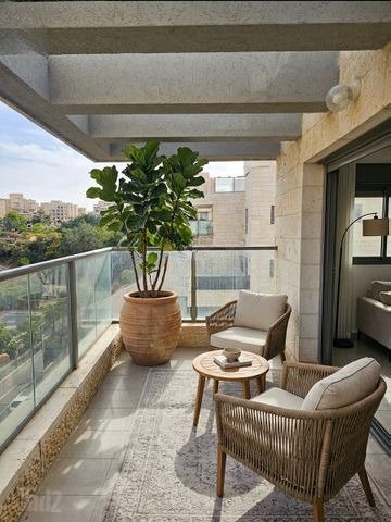 Bright HaInbar Apartment