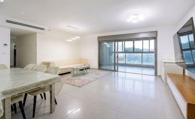 Modern Rehovot Apartment