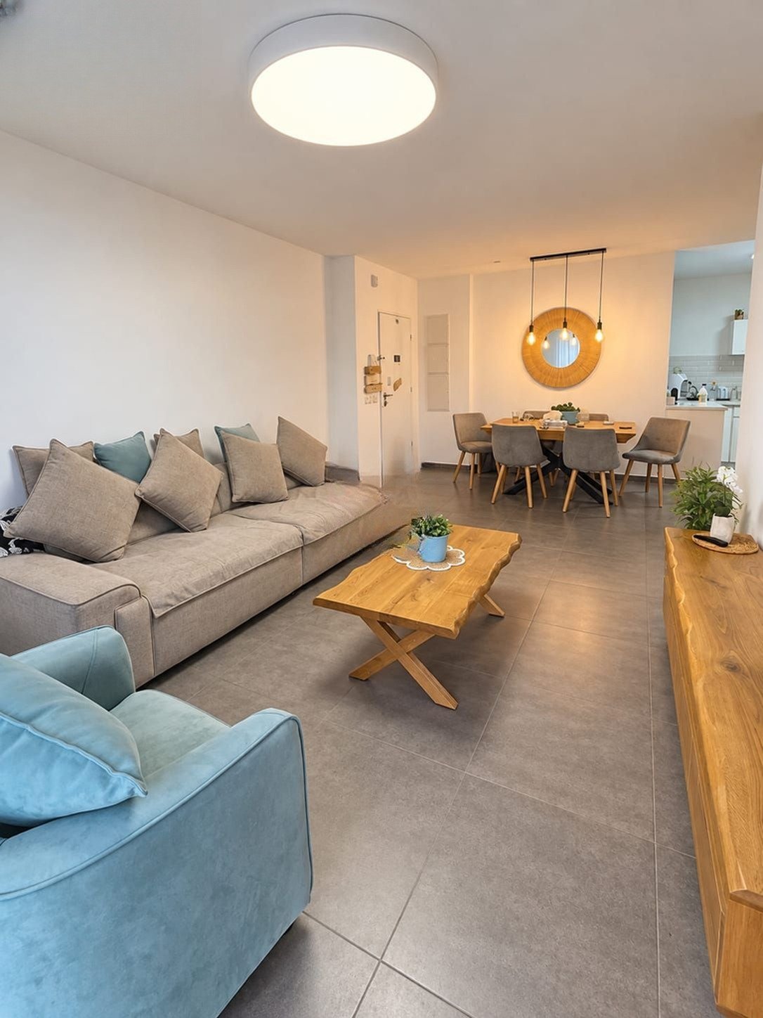 Shevet Yehuda Apartment