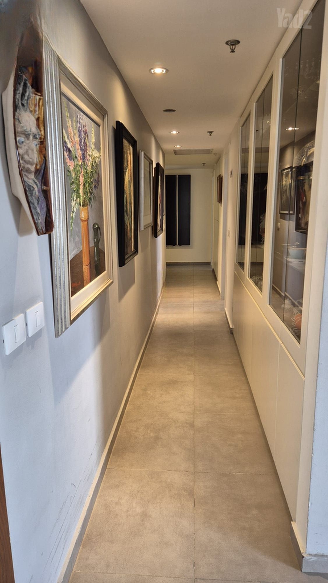 Complex 1200 Apartment
