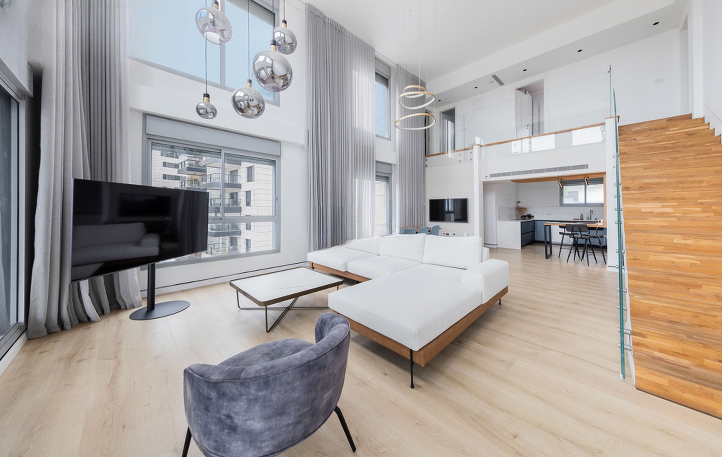 Golda Meir Duplex