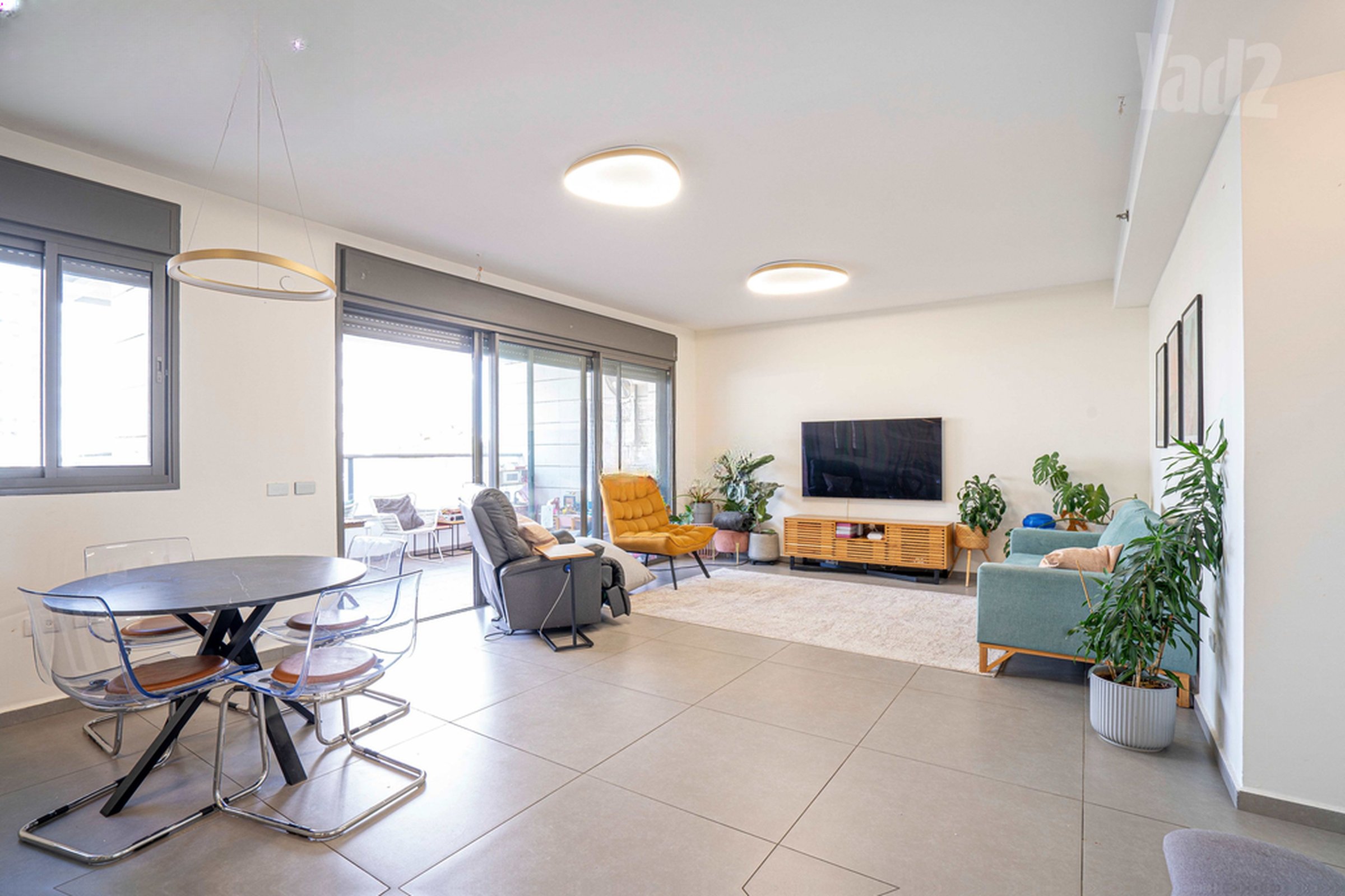 Efraim Katzir Apartment