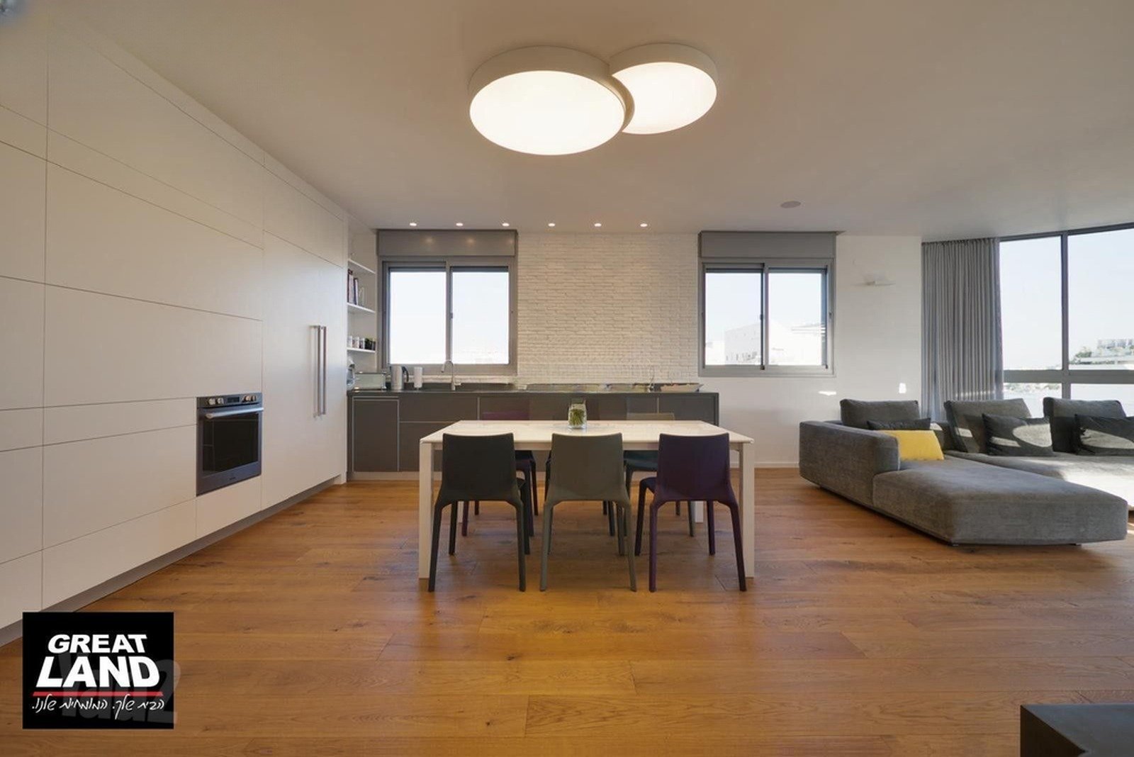 Neve Gan Penthouse