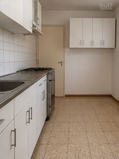 Iris Street Investment
