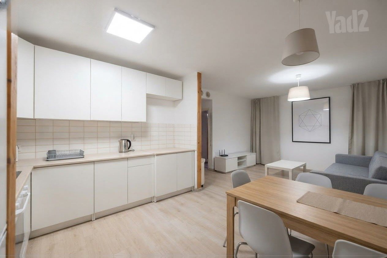 Bright Afek Apartment