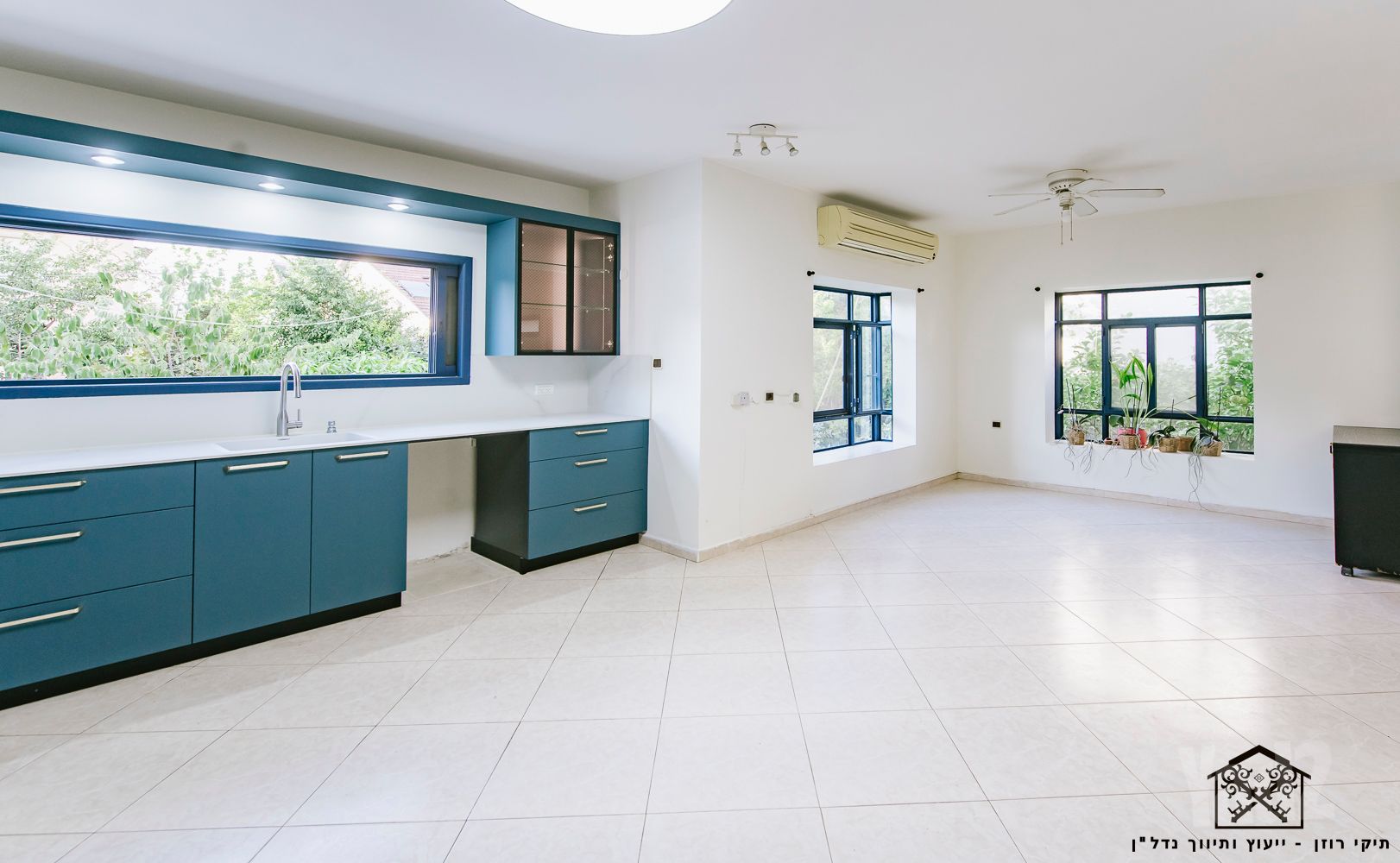HaRimonim Street Cottage