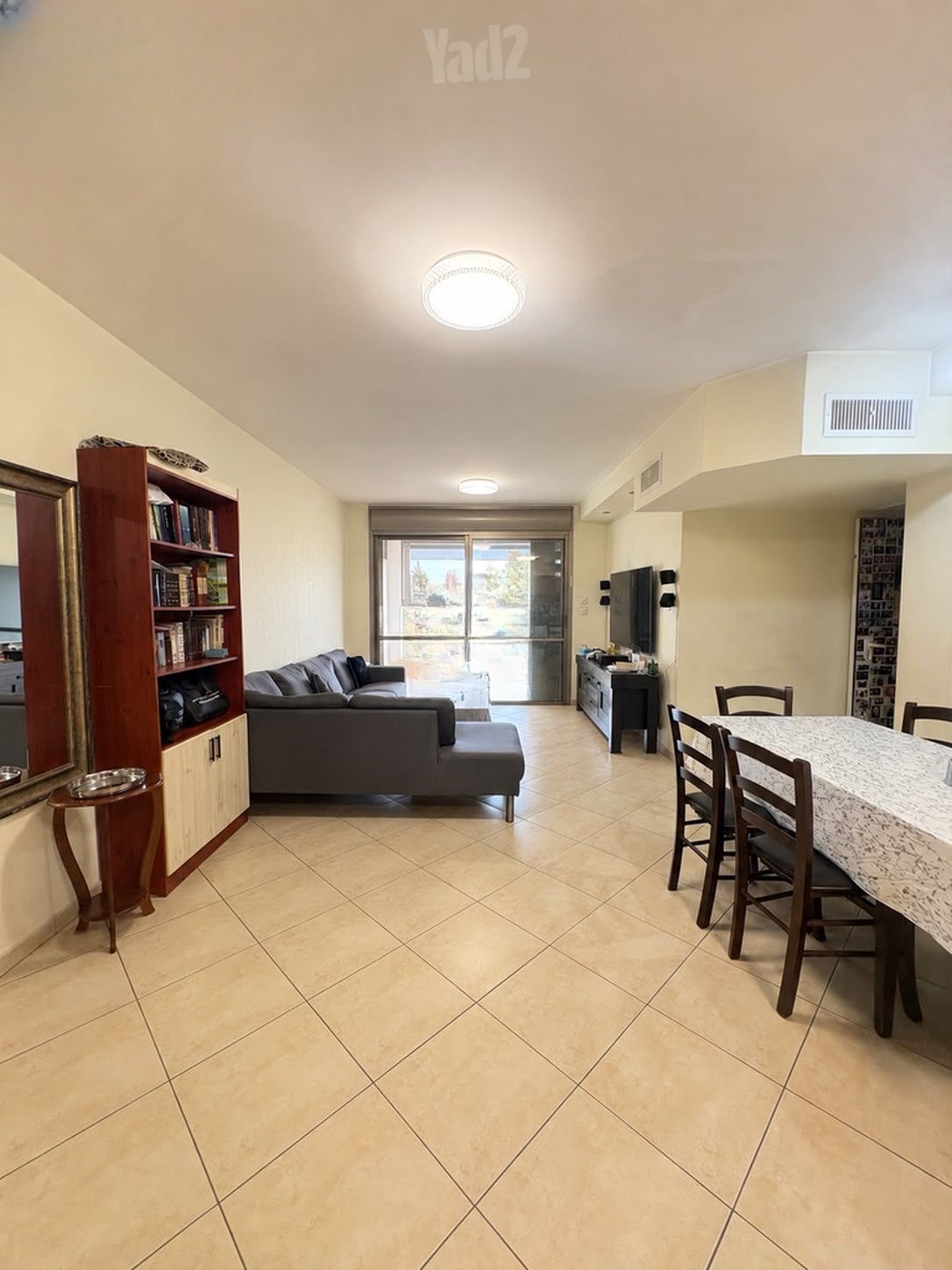 Spacious Yuvalim Apartment