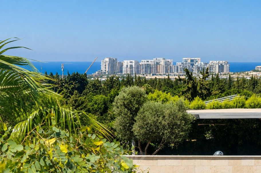 ענתות נוף לים