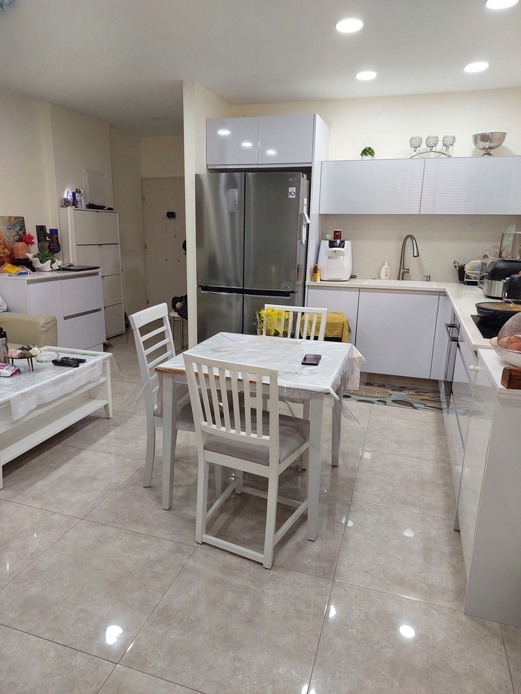 Renovated Holon Apartment