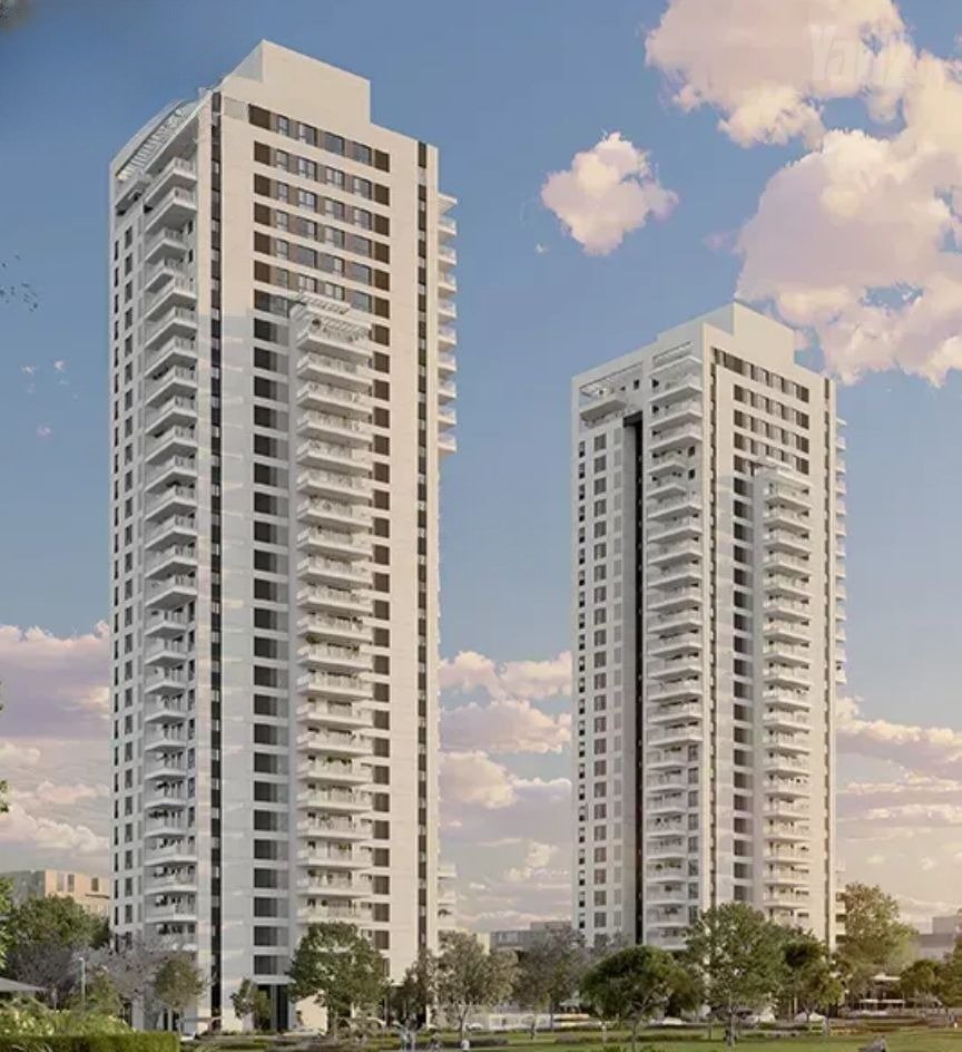 Hahashmonaim Tower Apartment