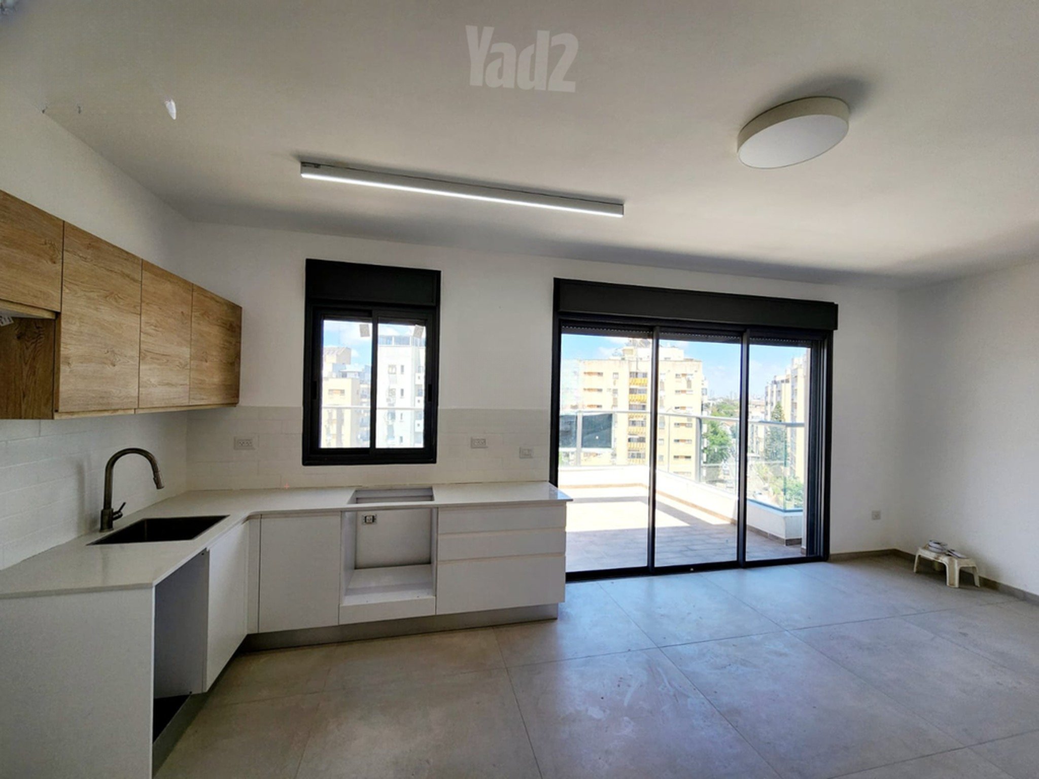 Modern HaTsfira Penthouse