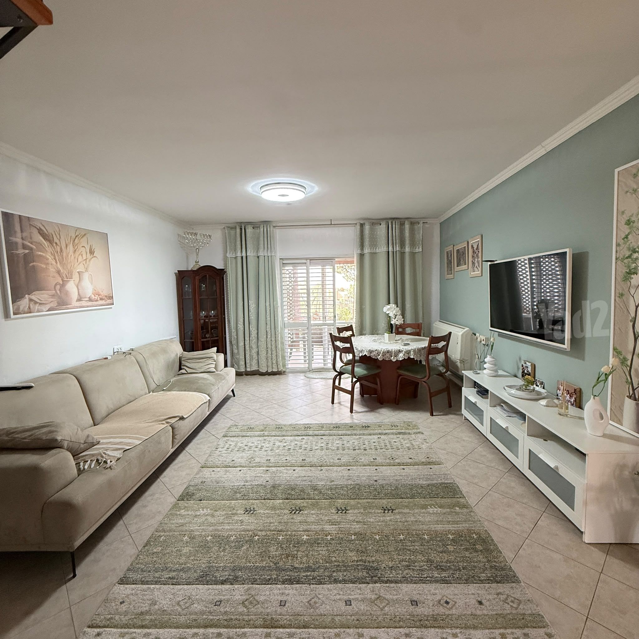 Leshem Street Home