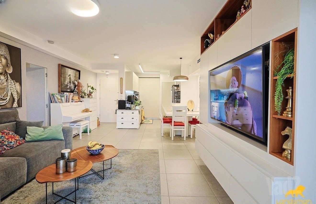 Modern Yehud Apartment