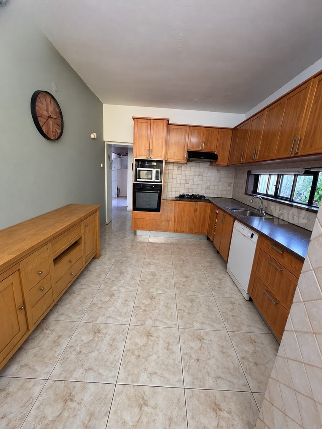 Corner Garden Home