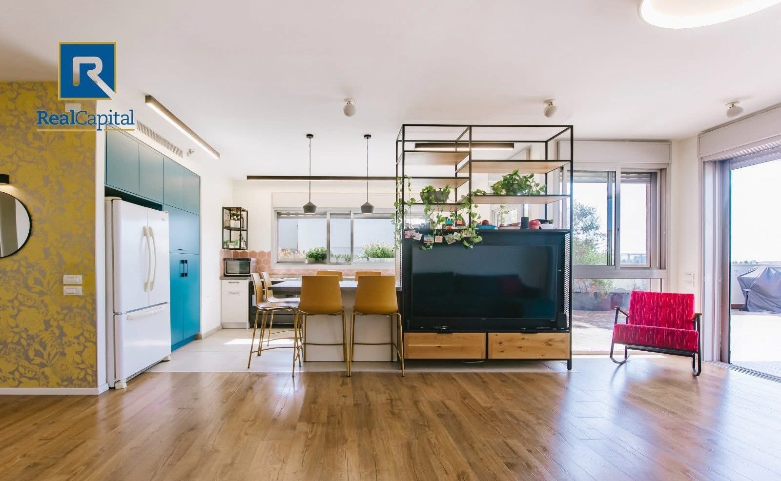 Vivid Skyline Penthouse