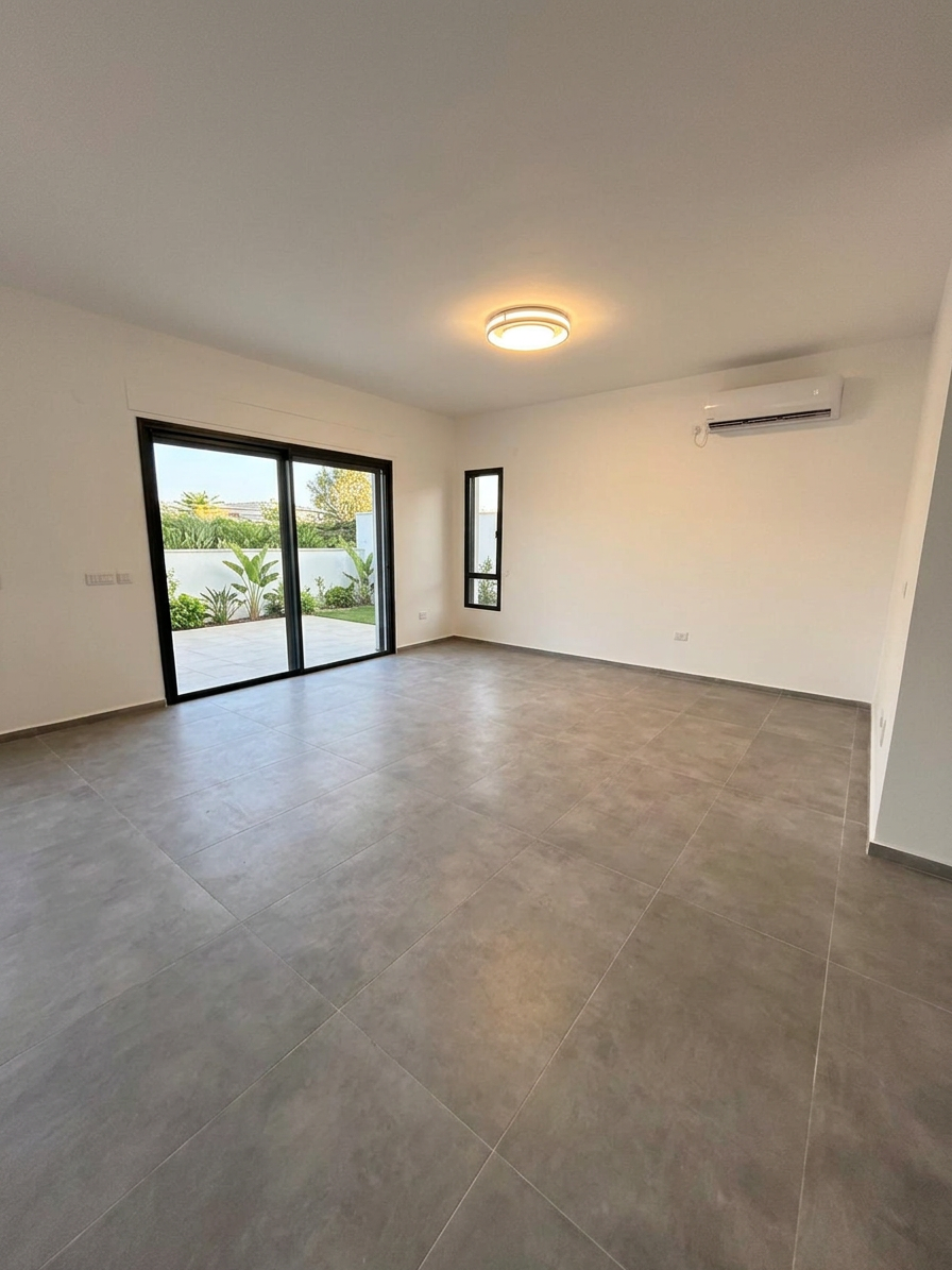 Modern Shlomi House