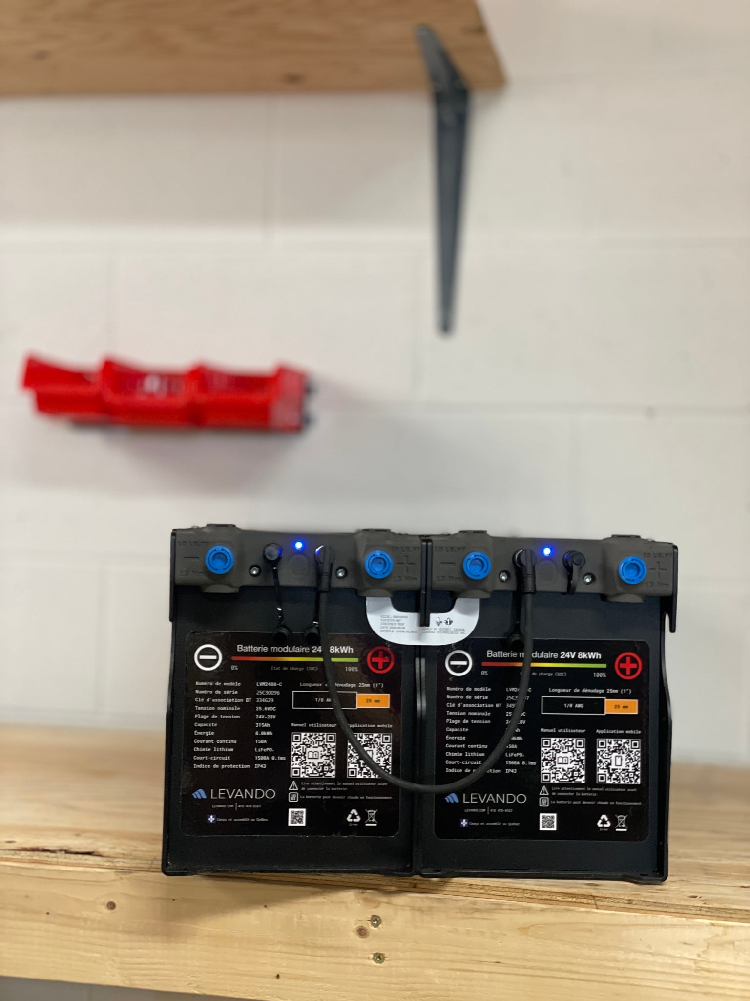 Off-grid installation with Levando batteries