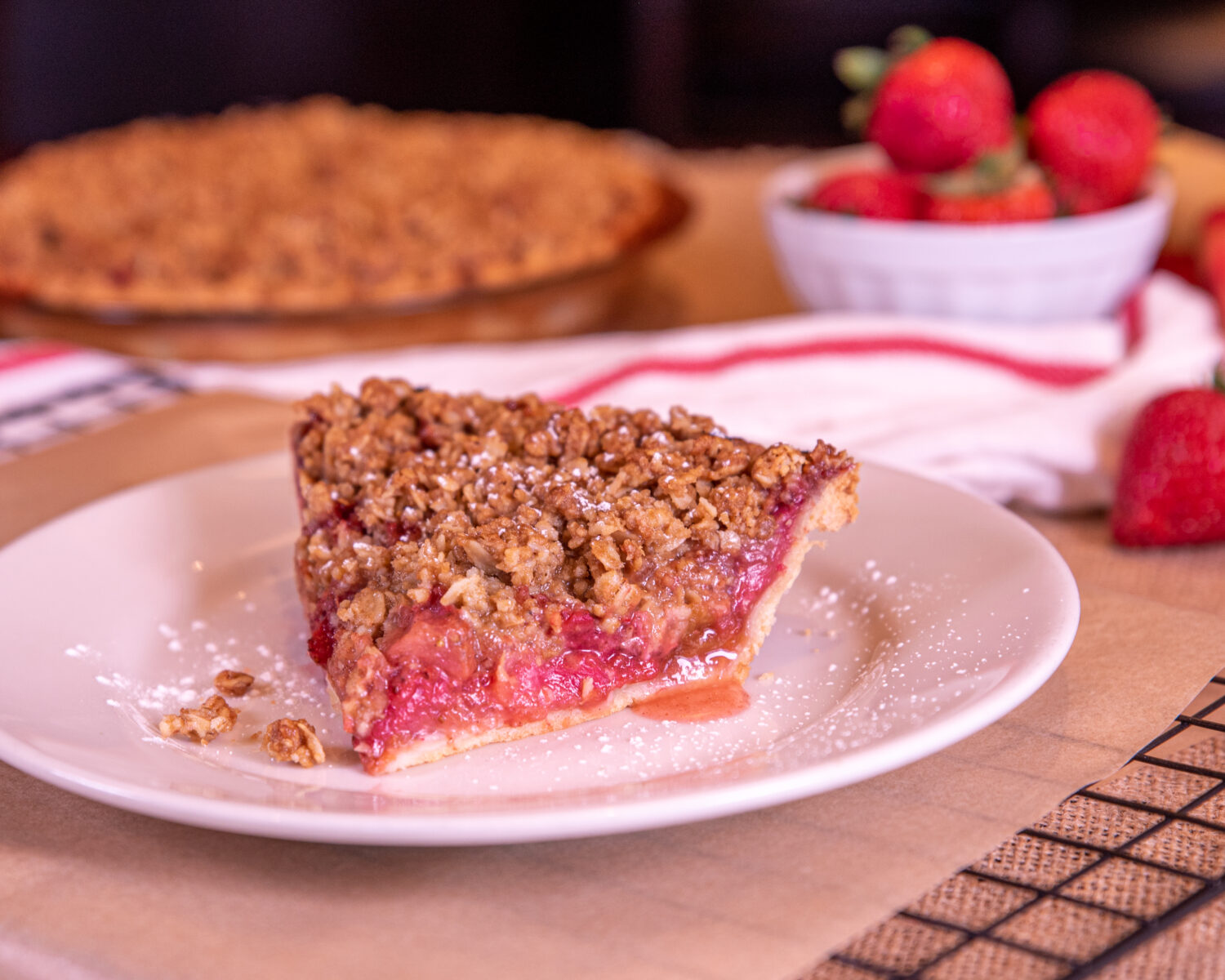 Strawberry Rhubarb Streusel Pie - Lettuce Entertain You