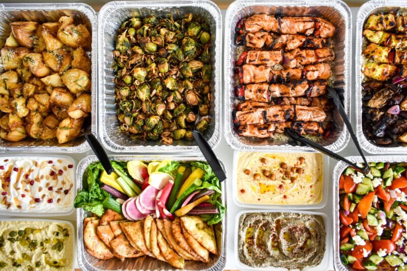 Rotisserie Ema Catering platters