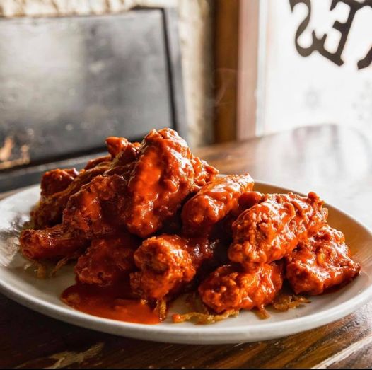 Wings at RJ Grunts