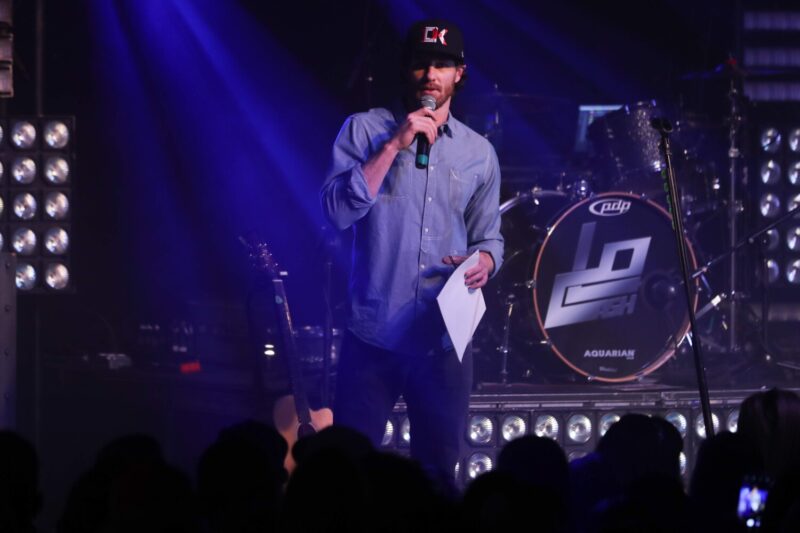 Chicago Blackhawks star Duncan Keith at Joe's Live