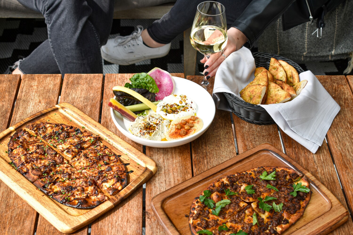 Happy Hour Deals Near You Lettuce Entertain You