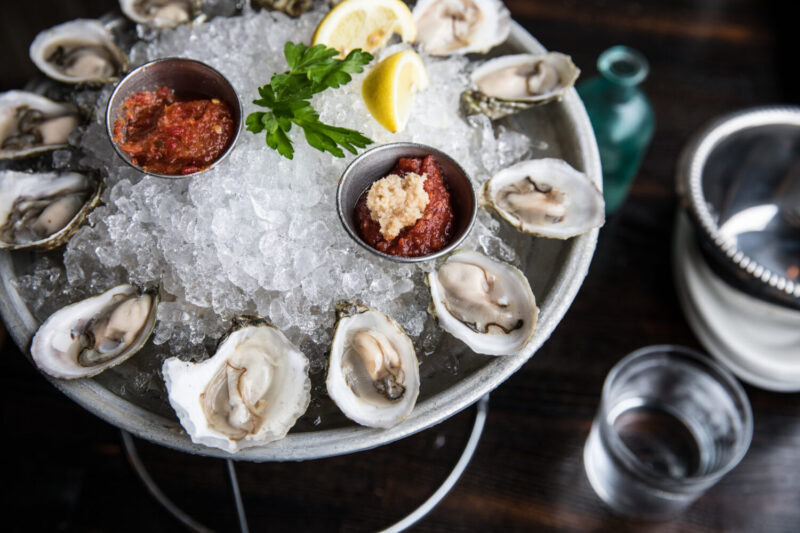 Raw Oysters at Quality Crab & Oyster Bah