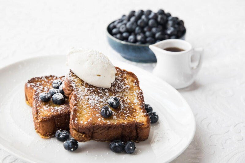 Mon Ami Gabi French Toasts