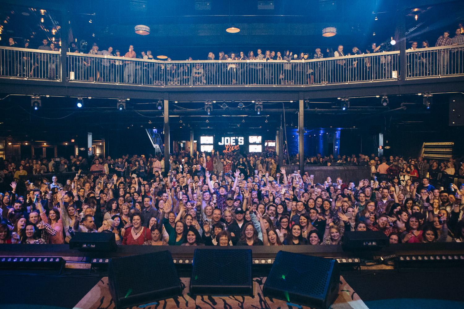 Rosemont Theater Seating Capacity Matttroy