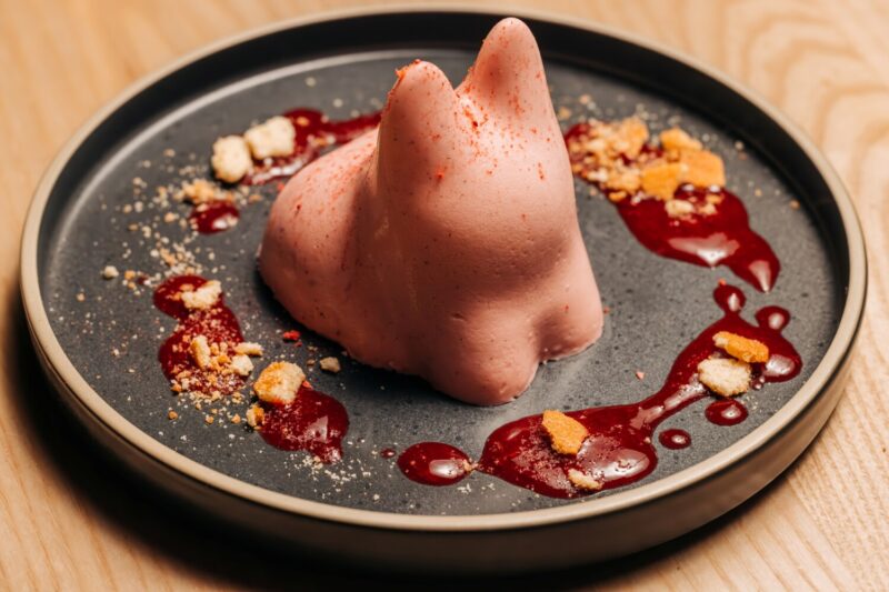 Sushi-san Panna Kitty dessert