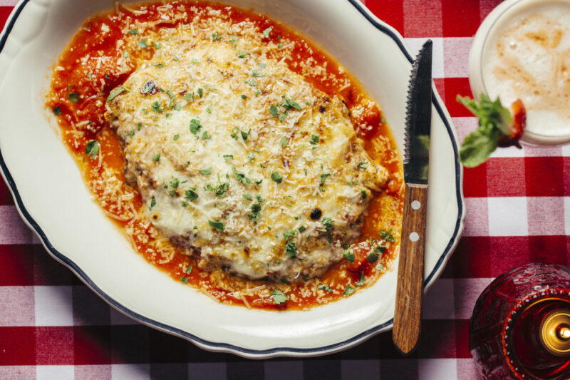 il Porcelino Chicken Parmesan