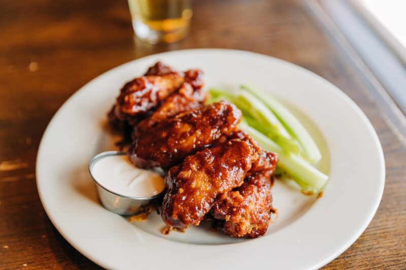 Chicken wings at R.J. Grunts